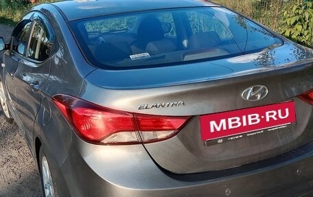 Hyundai Elantra V, 2015 год, 1 150 000 рублей, 2 фотография