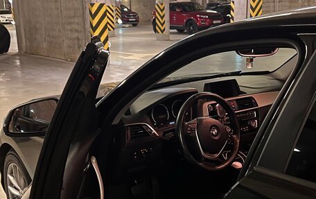 BMW 1 серия, 2018 год, 2 000 000 рублей, 4 фотография