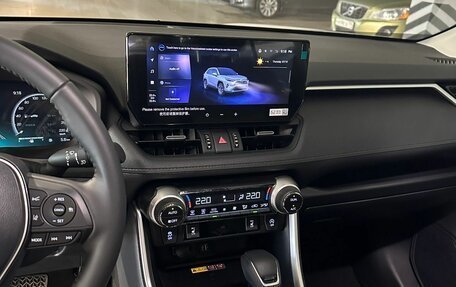 Toyota RAV4, 2025 год, 3 860 000 рублей, 7 фотография