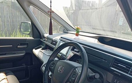 Honda Stepwgn IV, 2016 год, 2 500 000 рублей, 5 фотография