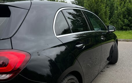 Mercedes-Benz A-Класс, 2018 год, 2 150 000 рублей, 11 фотография