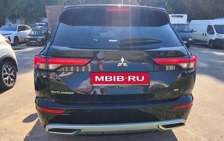 Mitsubishi Outlander, 2021 год, 3 499 000 рублей, 10 фотография