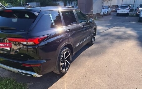 Mitsubishi Outlander, 2021 год, 3 499 000 рублей, 9 фотография