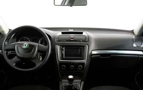 Skoda Octavia, 2011 год, 599 000 рублей, 10 фотография