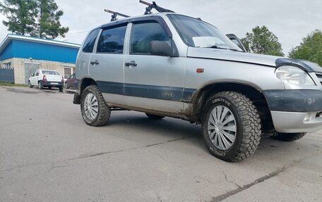 Chevrolet Niva I рестайлинг, 2004 год, 350 000 рублей, 5 фотография