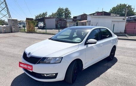 Skoda Rapid I, 2017 год, 1 150 000 рублей, 4 фотография
