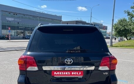 Toyota Land Cruiser 200, 2015 год, 3 300 000 рублей, 6 фотография
