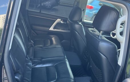 Toyota Land Cruiser 200, 2015 год, 3 300 000 рублей, 11 фотография
