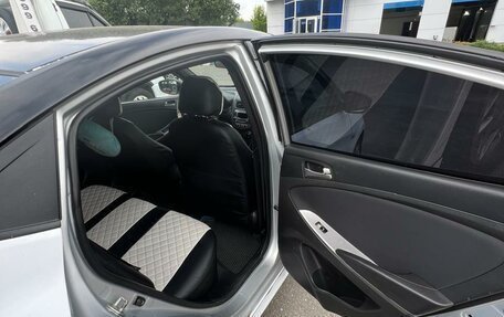 Hyundai Solaris II рестайлинг, 2014 год, 350 000 рублей, 3 фотография