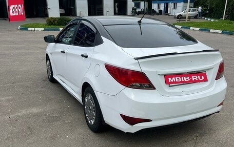 Hyundai Solaris II рестайлинг, 2014 год, 350 000 рублей, 11 фотография