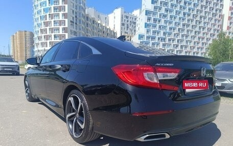 Honda Accord IX рестайлинг, 2019 год, 2 150 000 рублей, 14 фотография