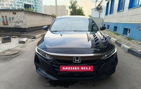 Honda Accord IX рестайлинг, 2019 год, 2 150 000 рублей, 15 фотография
