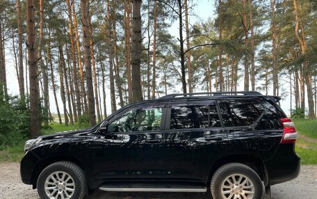 Toyota Land Cruiser Prado 150 рестайлинг 2, 2015 год, 3 880 000 рублей, 3 фотография
