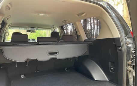 Toyota Land Cruiser Prado 150 рестайлинг 2, 2015 год, 3 880 000 рублей, 25 фотография