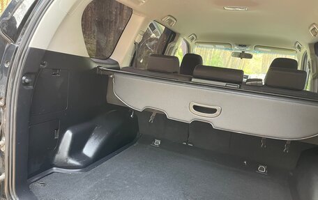 Toyota Land Cruiser Prado 150 рестайлинг 2, 2015 год, 3 880 000 рублей, 26 фотография