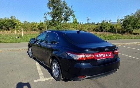 Toyota Camry, 2019 год, 3 900 000 рублей, 12 фотография