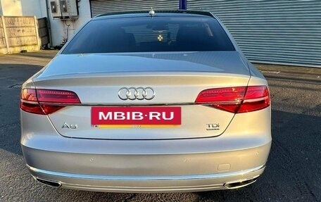 Audi A8, 2015 год, 1 850 000 рублей, 11 фотография