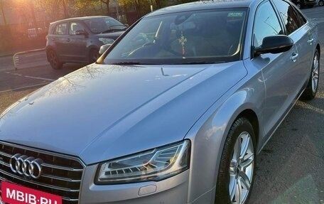 Audi A8, 2015 год, 1 850 000 рублей, 8 фотография