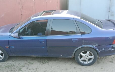 Opel Vectra B рестайлинг, 1997 год, 100 000 рублей, 2 фотография