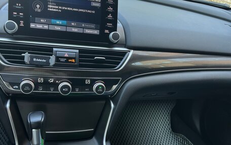Honda Accord IX рестайлинг, 2022 год, 2 900 000 рублей, 10 фотография