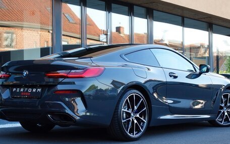BMW 8 серия, 2022 год, 7 320 000 рублей, 3 фотография