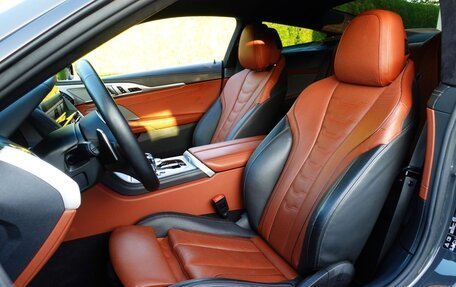 BMW 8 серия, 2022 год, 7 320 000 рублей, 14 фотография