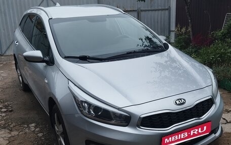 KIA cee'd III, 2017 год, 1 800 000 рублей, 2 фотография