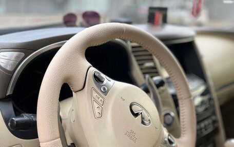 Infiniti FX II, 2011 год, 1 900 000 рублей, 11 фотография