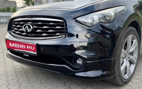 Infiniti FX II, 2011 год, 1 900 000 рублей, 2 фотография