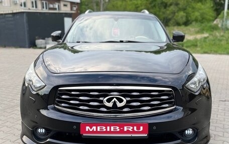 Infiniti FX II, 2011 год, 1 900 000 рублей, 10 фотография