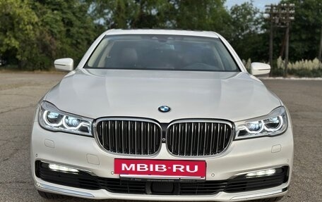 BMW 7 серия, 2018 год, 4 860 000 рублей, 2 фотография
