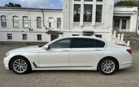 BMW 7 серия, 2018 год, 4 860 000 рублей, 10 фотография