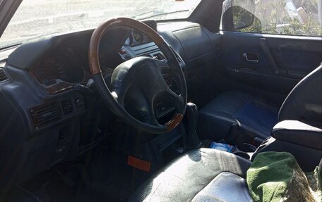 Mitsubishi Pajero III рестайлинг, 1997 год, 400 000 рублей, 9 фотография
