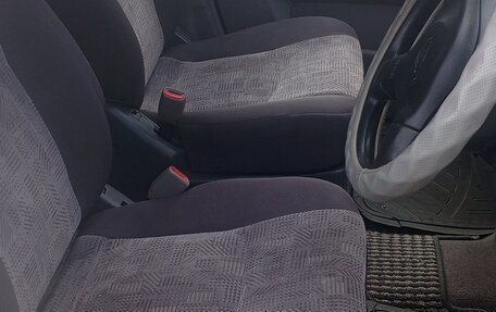 Nissan Liberty, 2000 год, 350 000 рублей, 7 фотография