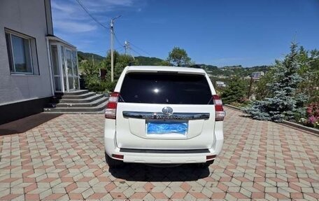 Toyota Land Cruiser Prado 150 рестайлинг 2, 2016 год, 4 100 000 рублей, 9 фотография