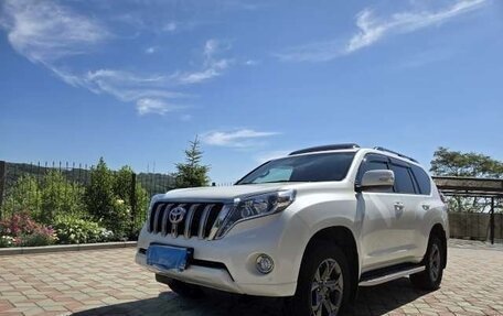 Toyota Land Cruiser Prado 150 рестайлинг 2, 2016 год, 4 100 000 рублей, 13 фотография