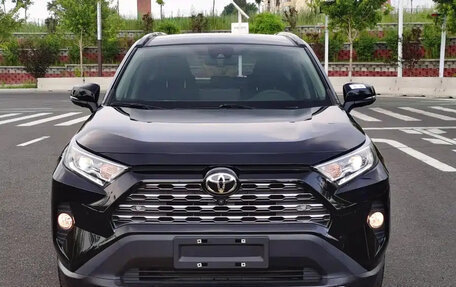 Toyota RAV4, 2022 год, 2 730 099 рублей, 2 фотография