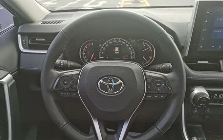 Toyota RAV4, 2022 год, 2 730 099 рублей, 9 фотография