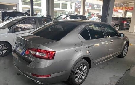 Skoda Octavia, 2021 год, 1 420 000 рублей, 4 фотография