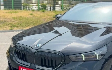 BMW 5 серия, 2025 год, 6 968 027 рублей, 3 фотография