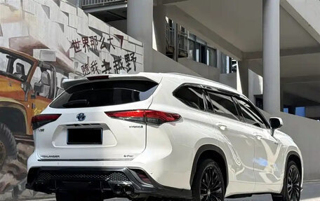 Toyota Highlander, 2022 год, 6 200 275 рублей, 4 фотография