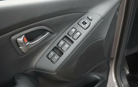 Hyundai ix35 I рестайлинг, 2015 год, 1 550 000 рублей, 16 фотография