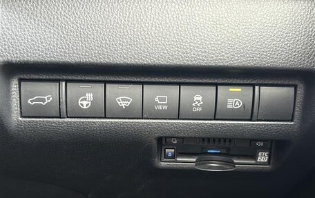 Toyota Harrier, 2021 год, 2 357 000 рублей, 12 фотография