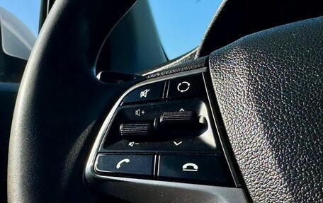 Hyundai Solaris II рестайлинг, 2022 год, 1 200 000 рублей, 8 фотография