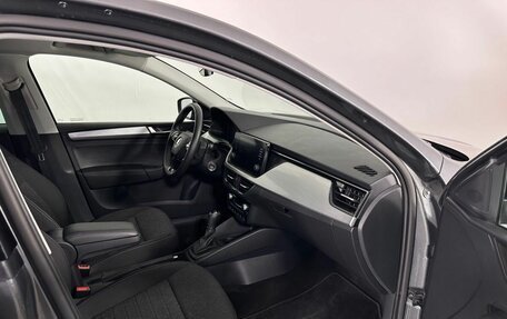 Skoda Rapid II, 2021 год, 2 050 000 рублей, 14 фотография