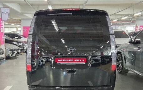 Hyundai Staria, 2025 год, 5 952 027 рублей, 4 фотография