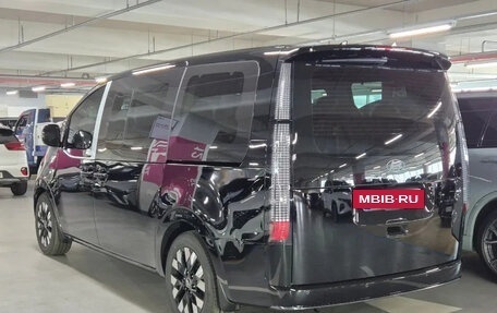Hyundai Staria, 2025 год, 5 952 027 рублей, 3 фотография