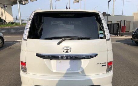 Toyota ISis I, 2017 год, 1 023 000 рублей, 6 фотография
