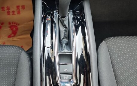 Honda Vezel, 2022 год, 1 730 000 рублей, 16 фотография