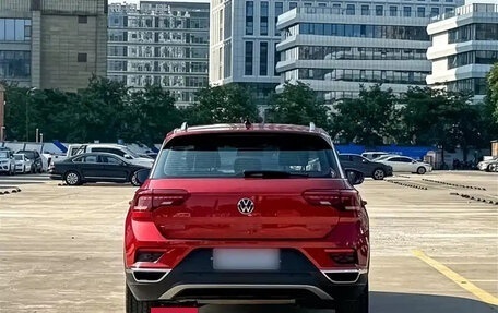Volkswagen T-Roc I, 2022 год, 1 570 123 рублей, 5 фотография
